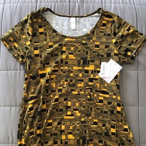 Lularoe top